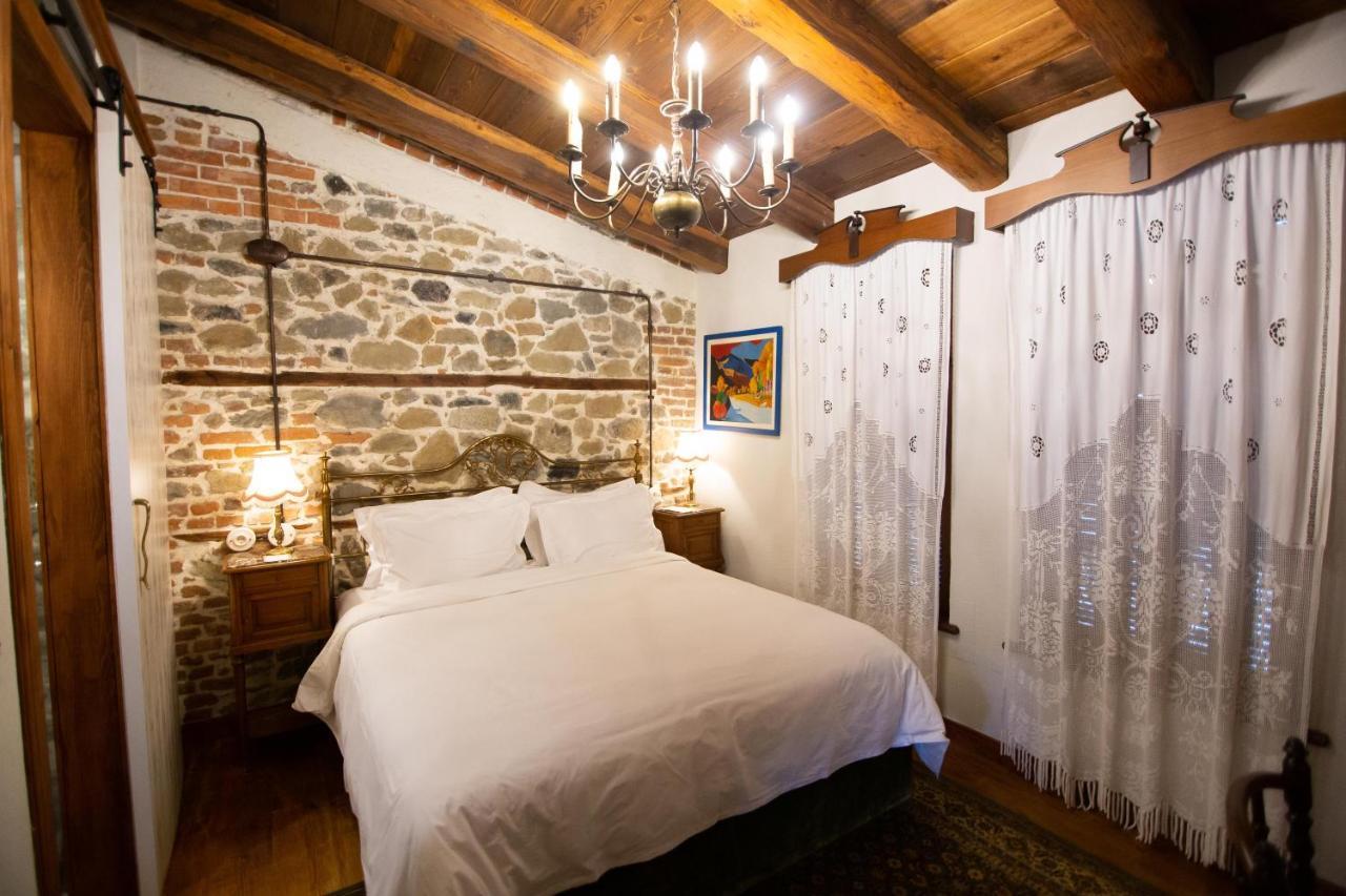 Vila Ebel Hotel Pool & Spa Korça Kültér fotó