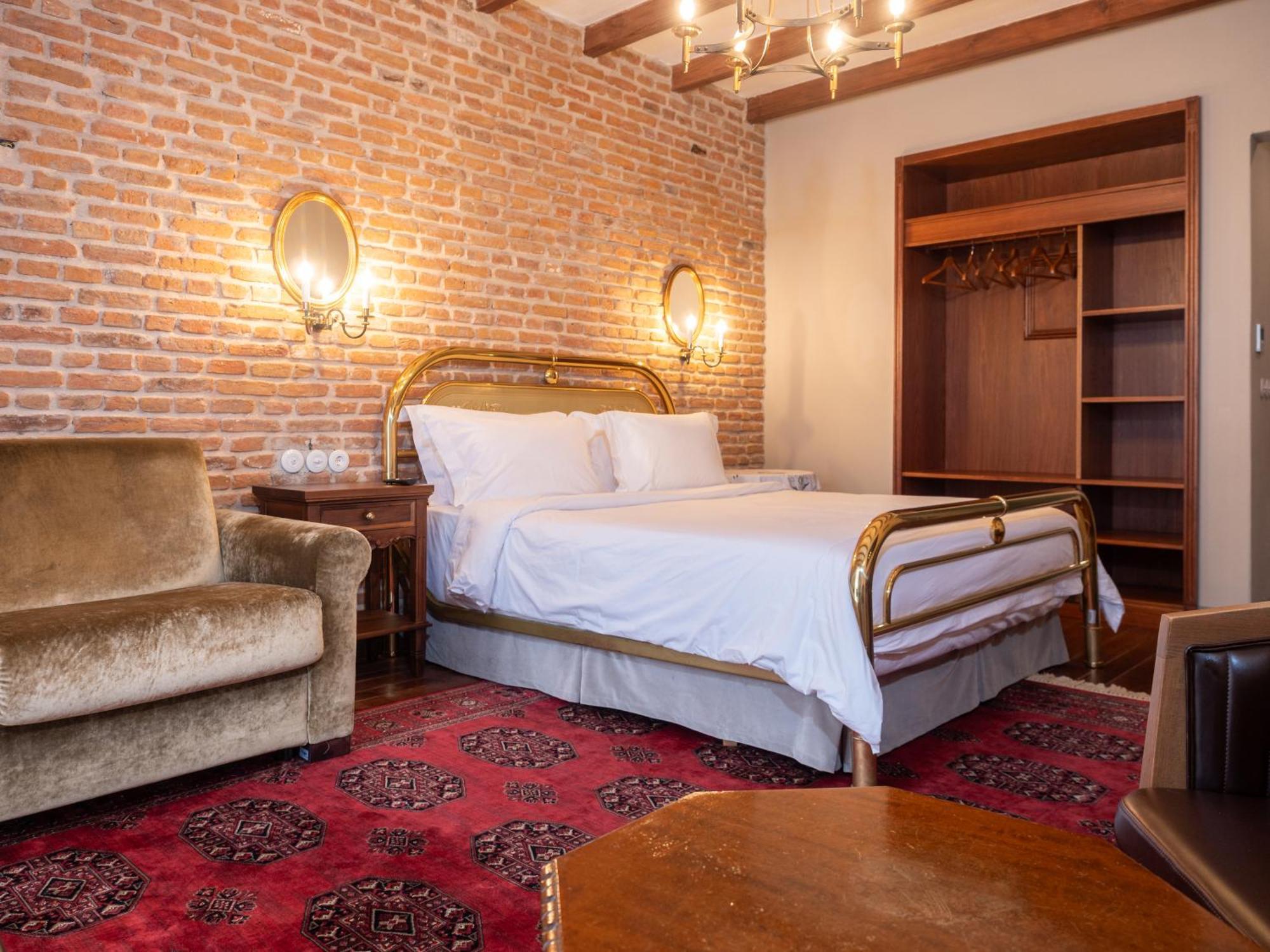 Vila Ebel Hotel Pool & Spa Korça Kültér fotó